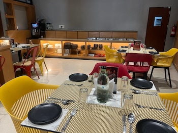 sparrow hotel managed by siara sariska alwar