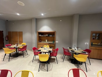 sparrow hotel managed by siara sariska alwar