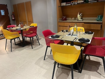 sparrow hotel managed by siara sariska alwar