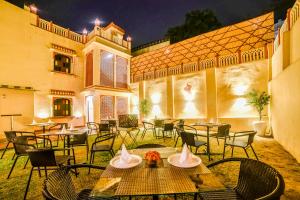 Hotel Amer Fort,Amer Road,3 star