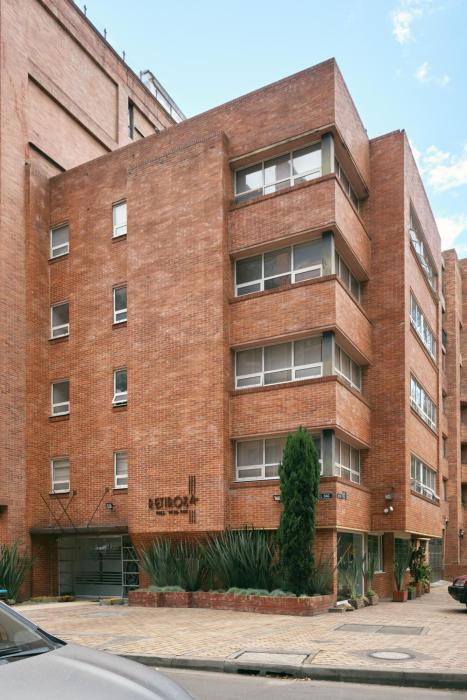 hotel retiro 84 by mij