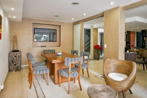 hotel retiro 84 by mij