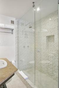 hotel retiro 84 by mij