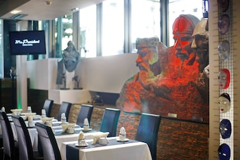 design hotel mr president