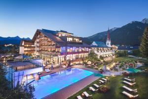 Hotel Klosterbraeu,Near Gschwandtkopf Cable Car,5 star