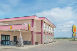 Super 8 By Wyndham Innisfail,Red Deer>>Innisfail,2 star