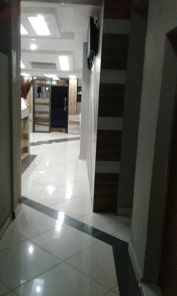 central lodge hotels