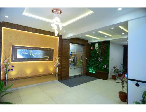 hotel royal residency