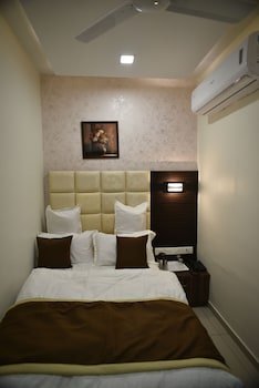 Hotel Royal Residency,Gujarat>>Vadodara,3 star