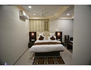 hotel royal residency