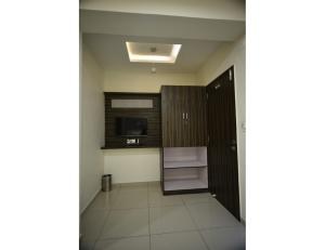 hotel royal residency