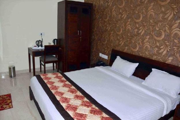 hotel the grand kukas