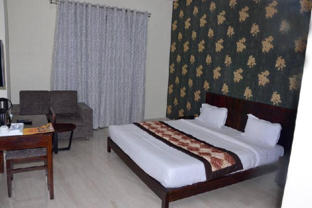 hotel the grand kukas
