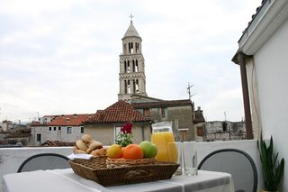 Slavija Culture Heritage Hotel,Split>>Hvar,4 star