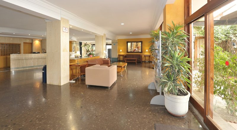 hotel salobrena suites