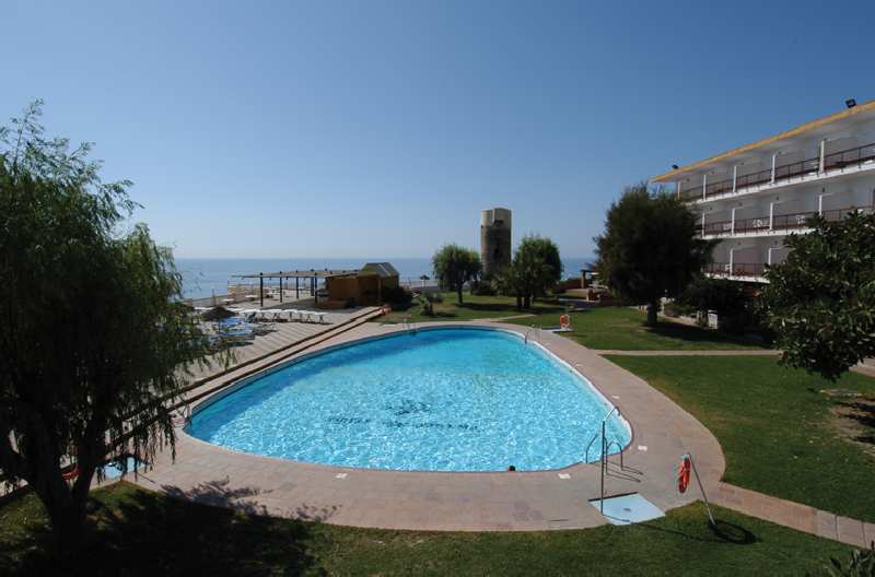 hotel salobrena suites