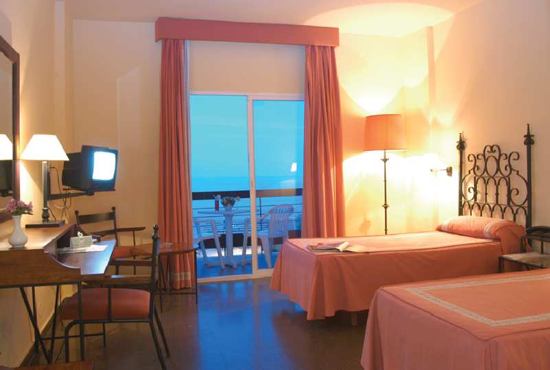hotel salobrena suites