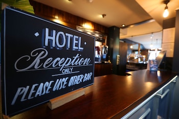 boundary alfreton by marstons inns