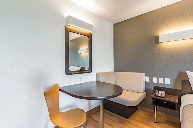 studio 6 new braunfels tx