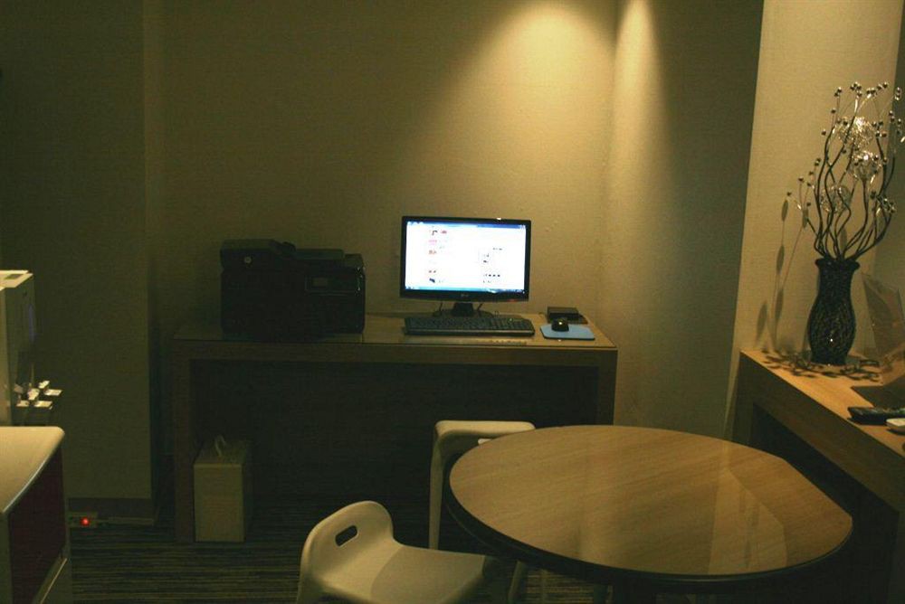 hotel irene city