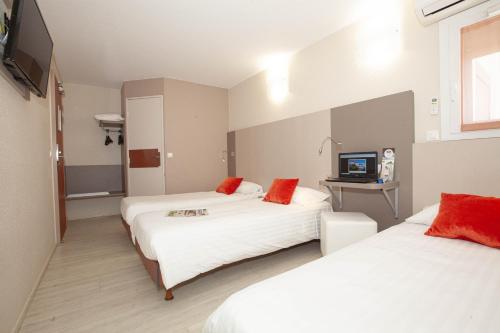 best hotel lyon st priest