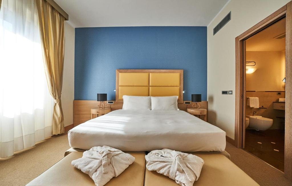 Hotel Astoria,Novara>>Biella,4 star