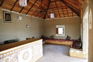 mahefeel e rann resort