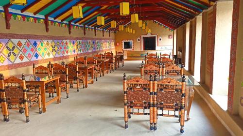mahefeel e rann resort