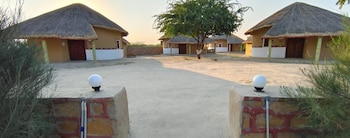 mahefeel e rann resort