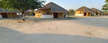 mahefeel e rann resort