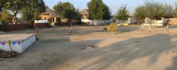 mahefeel e rann resort