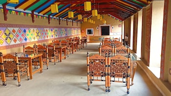 mahefeel e rann resort
