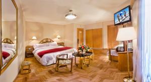 Hotel Cristal,Rio Negro>>San Carlos De Bariloche,4 star