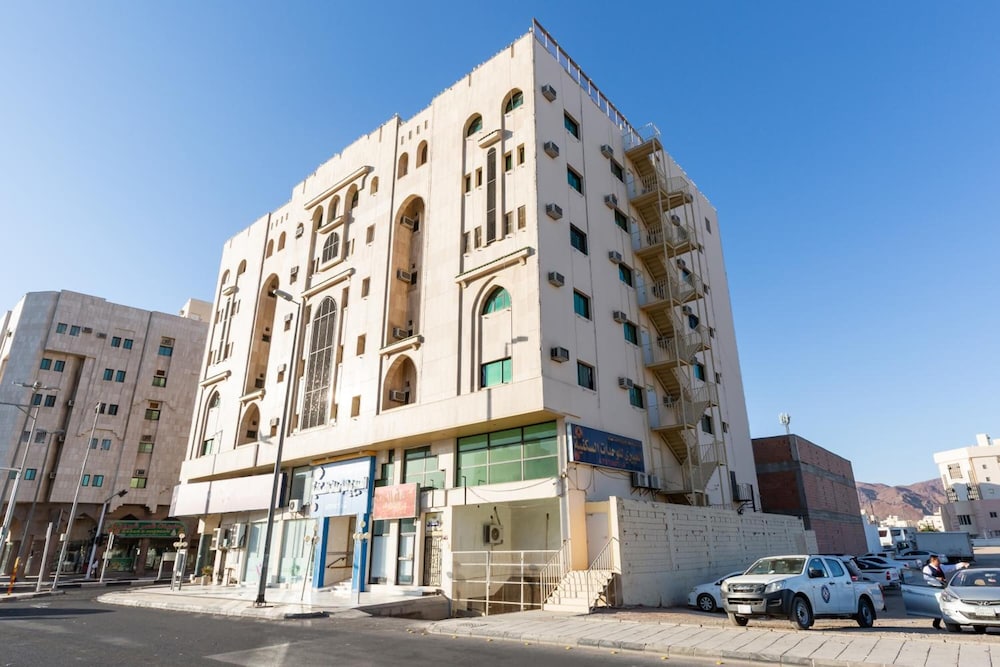 al eairy furnished apartments al madinah 9