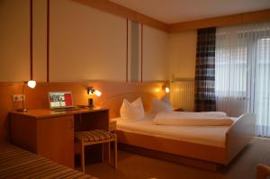 Konigsteiner Hof,Bayreuth>>Amberg-Sulzbach,3 star