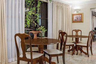 Days Inn By Wyndham Oneonta Al,Birmingham>>Ashville,2 star