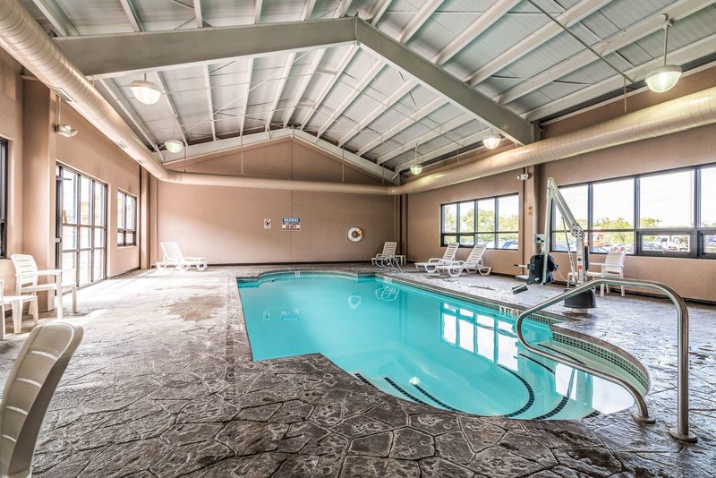 quality inn bangor airport