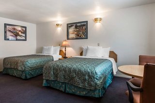 Rodeway Inn Beaumont 1-10,Cherry Valley>>Beaumont,2 star