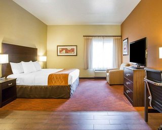 Comfort Suites,Fresno>>Clovis,3 star