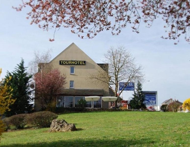 la chaussee saint victor