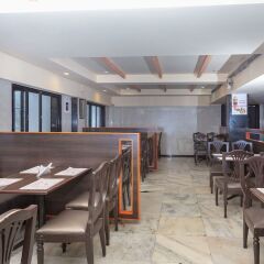 hotel raaj bhaavan nungambakkam