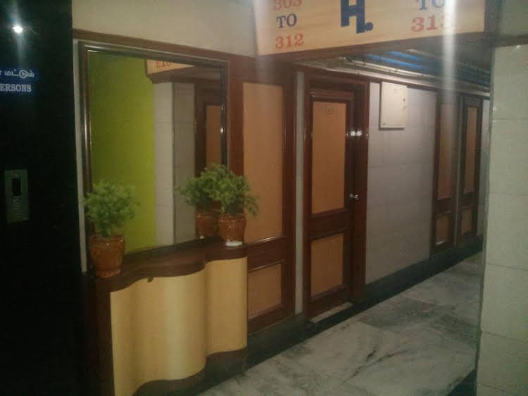 hotel raaj bhaavan nungambakkam