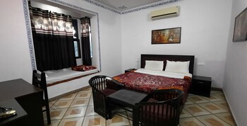 lake alpi resort kumbhalgarh