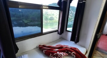lake alpi resort kumbhalgarh