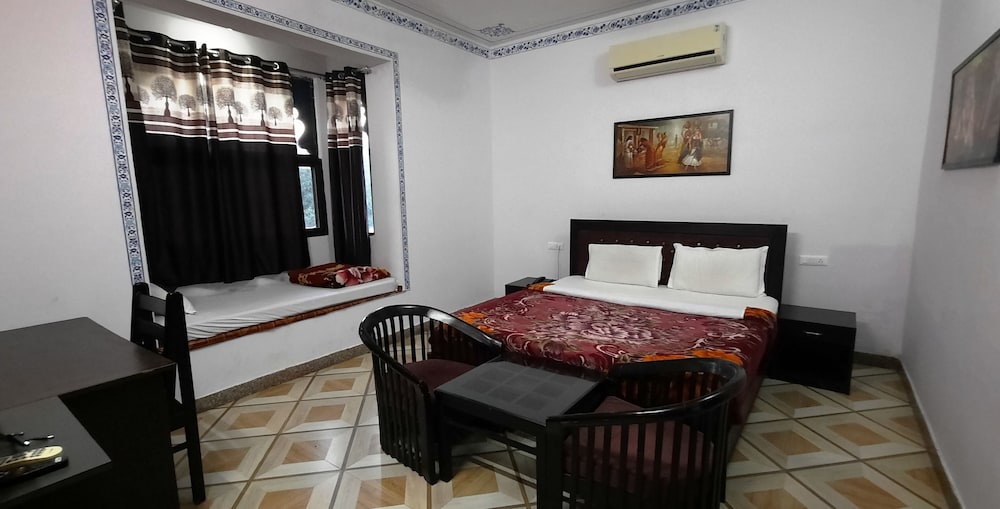 lake alpi resort kumbhalgarh