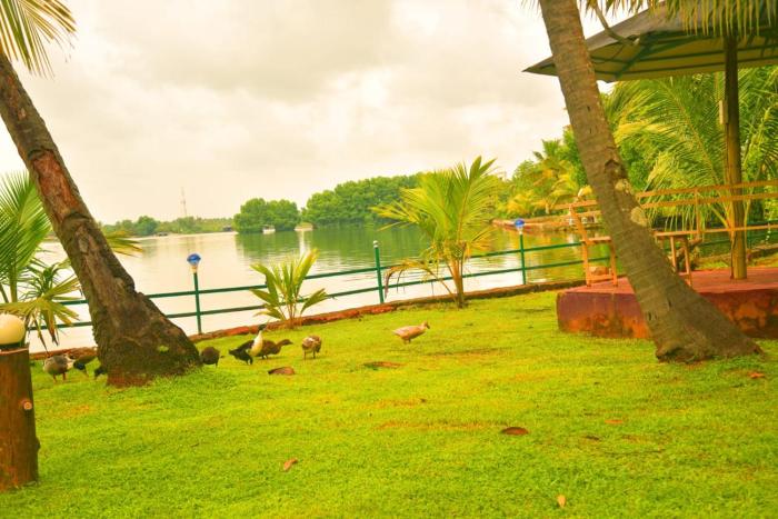 lake n river resort munroe island