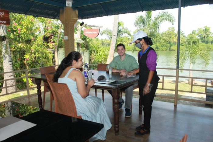 lake n river resort munroe island