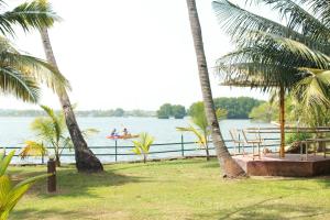 lake n river resort munroe island