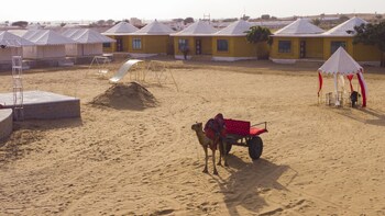 sunrise desert resort