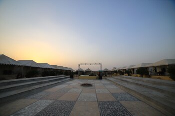 sunrise desert resort